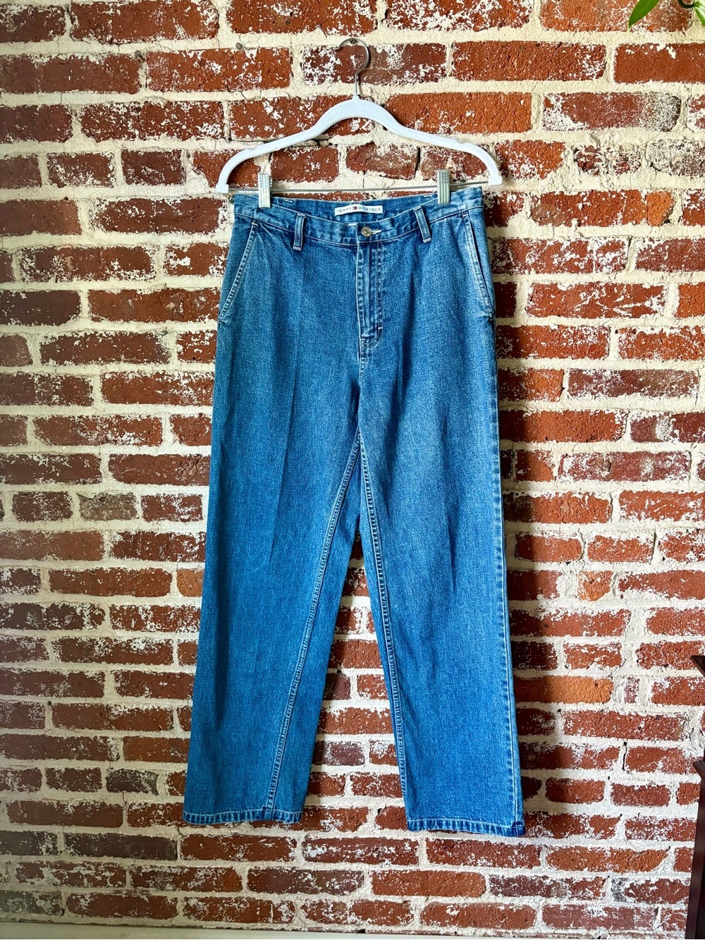 Vintage Y2K Tommy Hilfiger Mid Rise, Medium Wash, Pleated Straight Leg Jeans